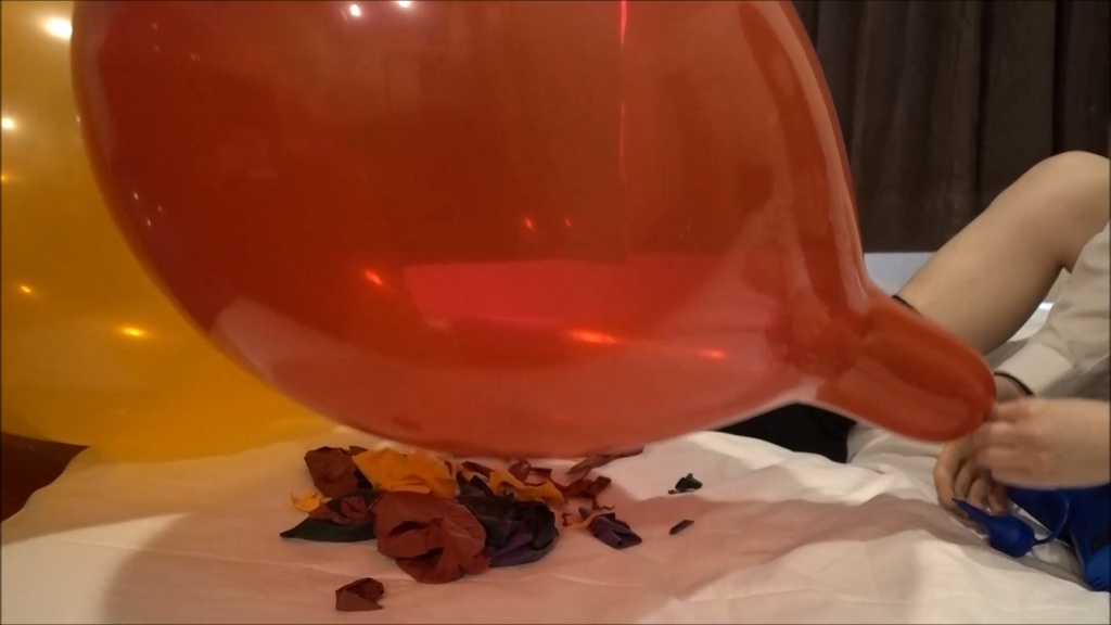 【ふうせんのねこ】『Sちゃんの気球遊び&パヤソ16風船割り』