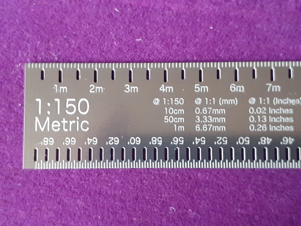 小型スケール定規 (長さ 14 cm)