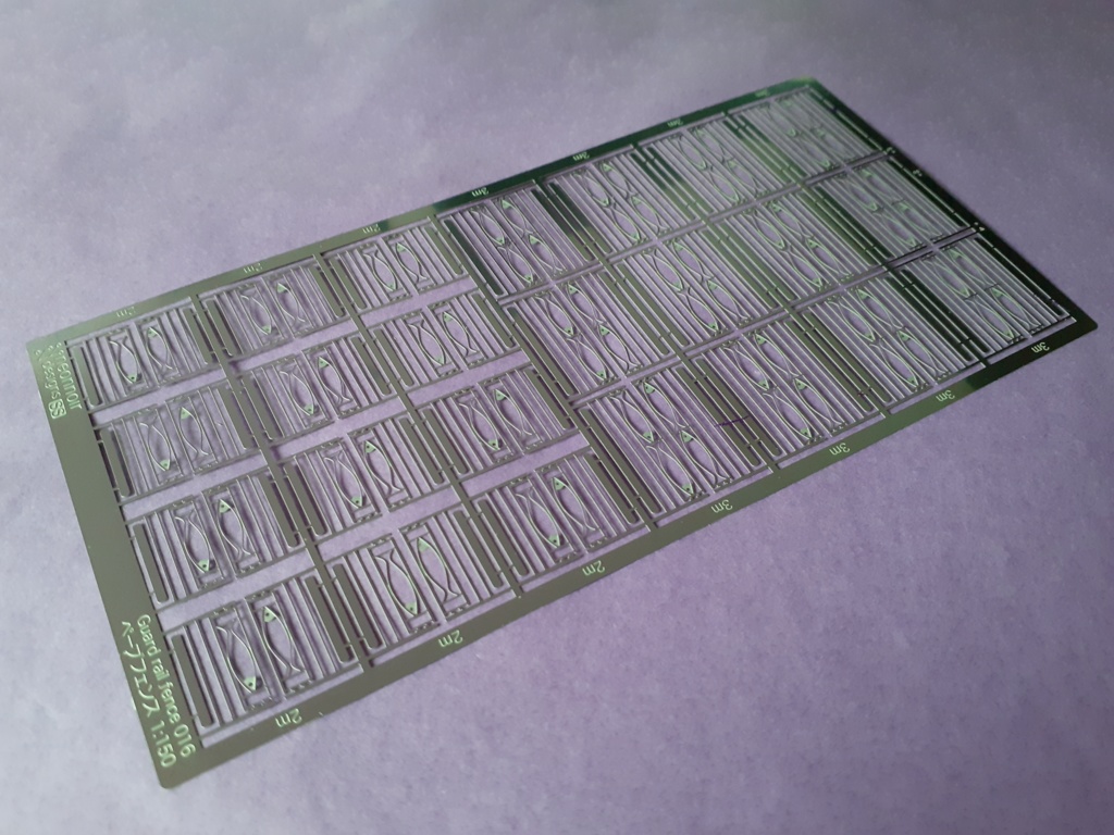 1:150 スケールのガードレールフェンス GR016