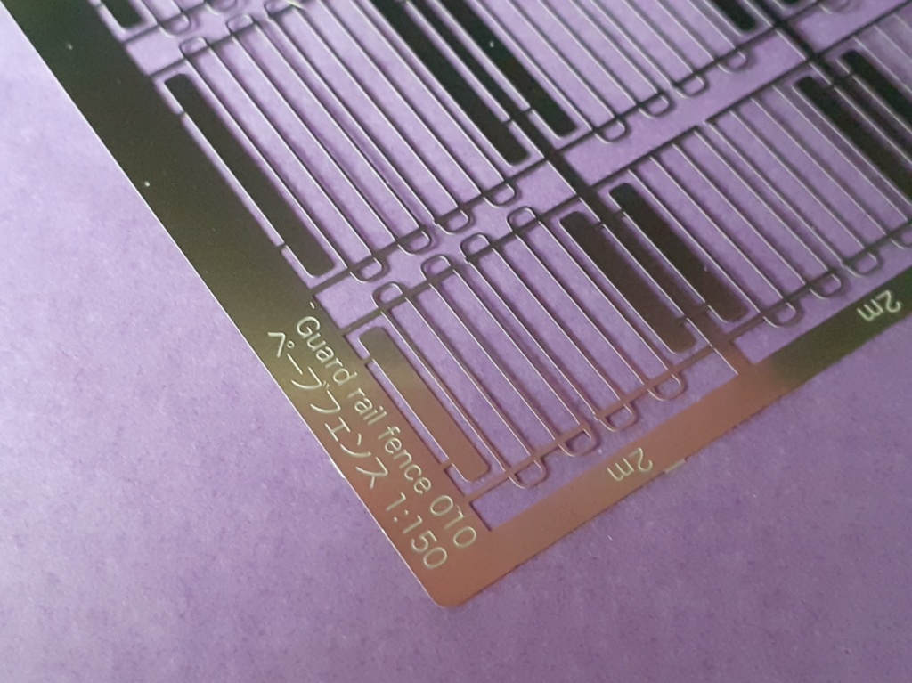 1:150 スケールのガードレールフェンス GR010