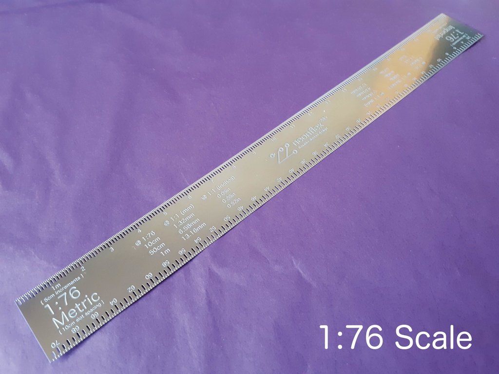 スケール定規 (長さ 28cm)