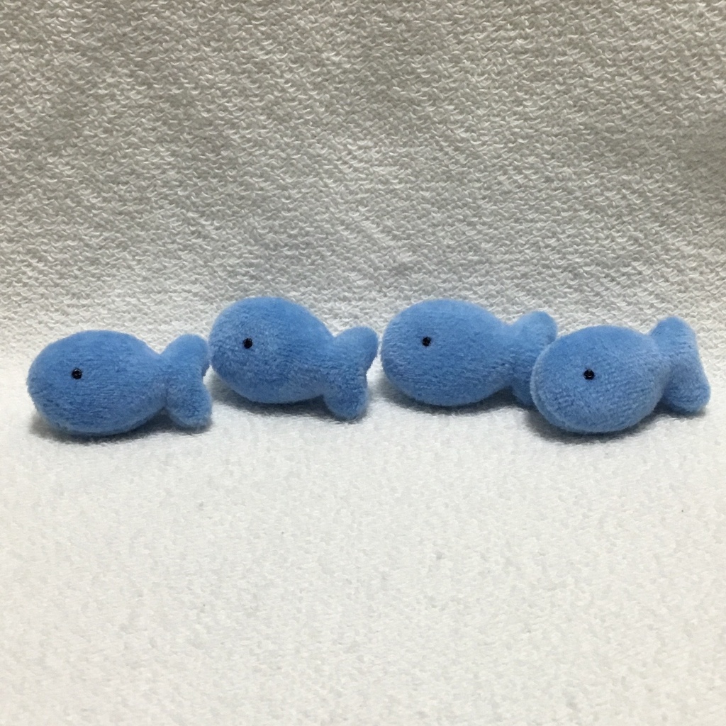 さかなのぬいぐるみブローチ