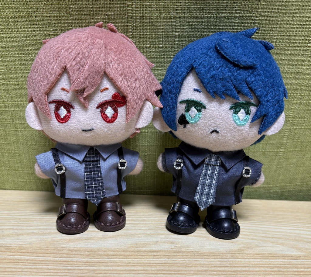 【ぬい服10cm 】ネクタイ付きサスペンダーシャツ