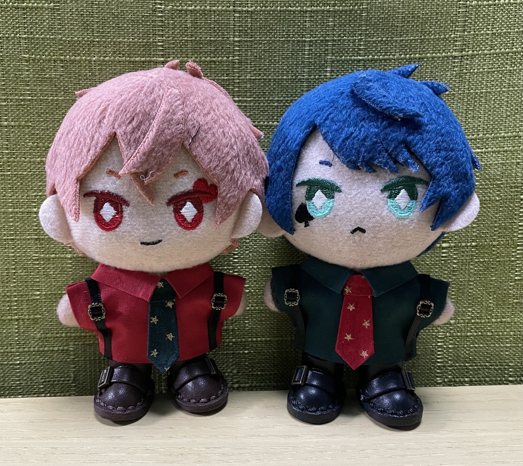 【ぬい服10cm 】クリスマス ネクタイ付きサスペンダーシャツ