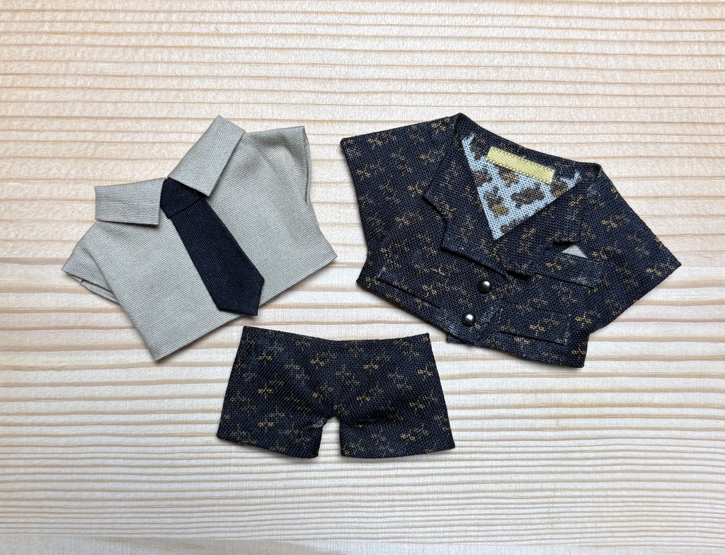 【ぬい服10cm 】 スーツ3点セット