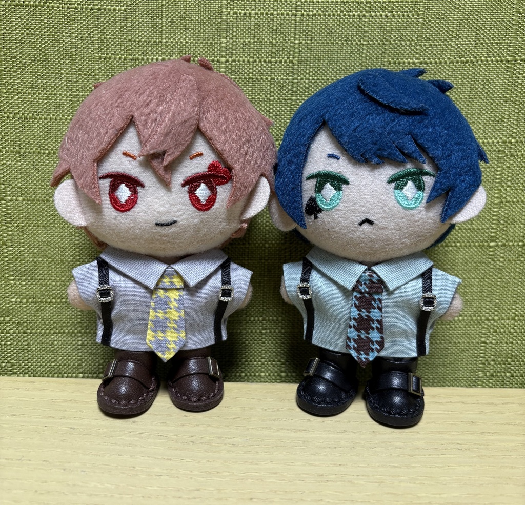 【ぬい服10cm 】ネクタイ付きサスペンダーシャツ