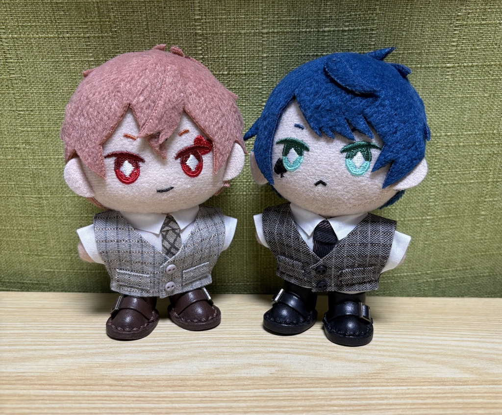 【ぬい服10cm 】ベスト+シャツ