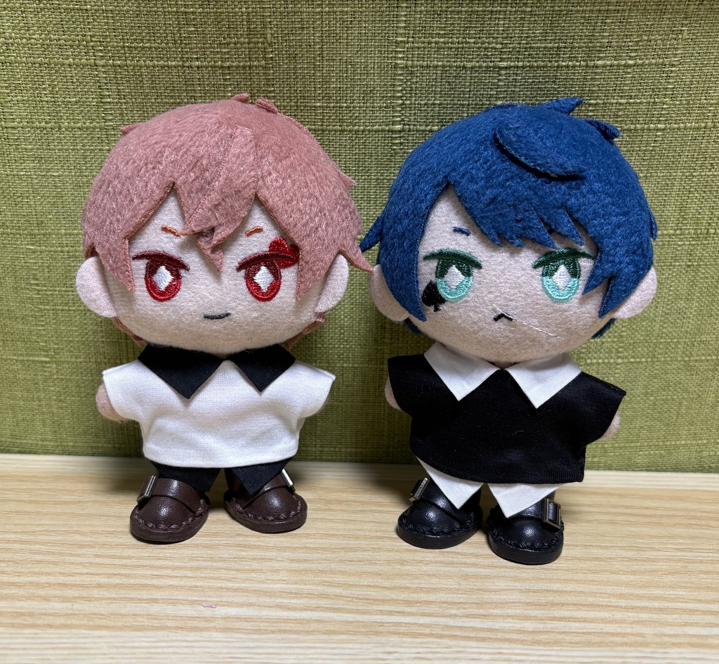 ぬい服10cm 】モノトーン 重ね着風ニットシャツ