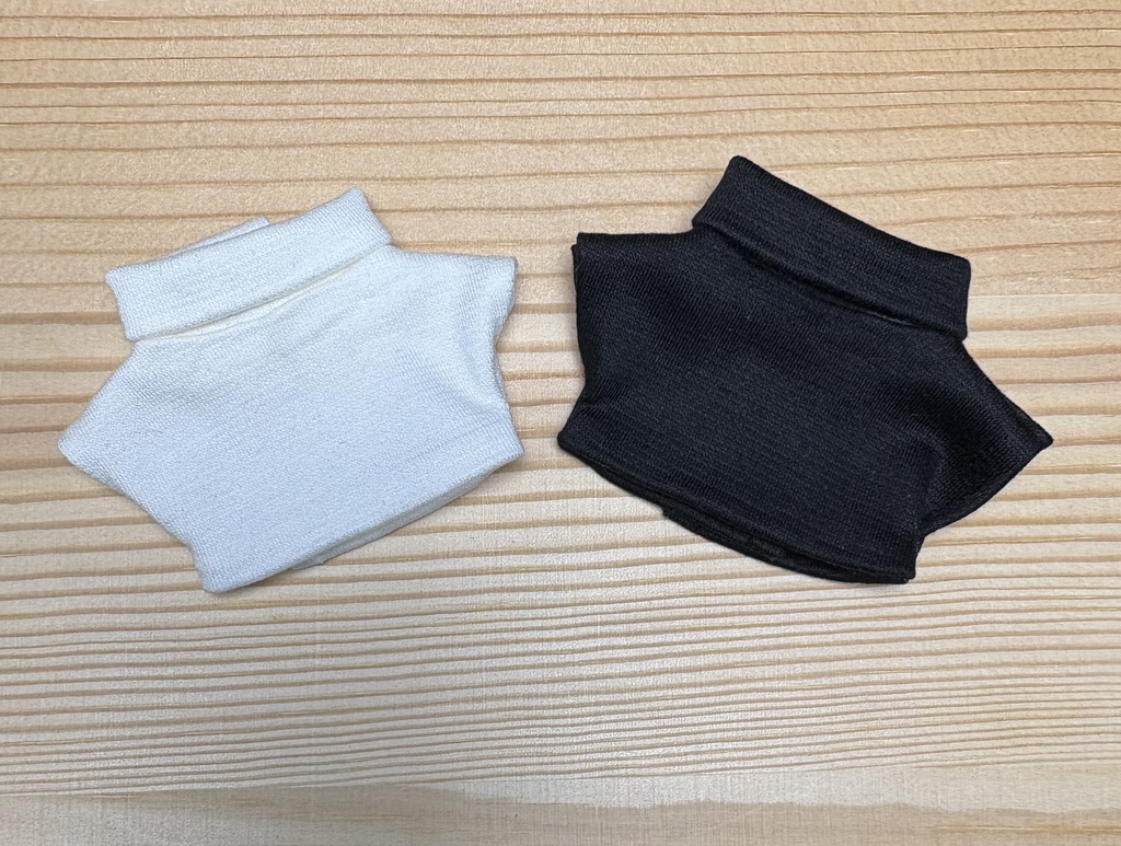 【ぬい服10cm 】ハイネックニット