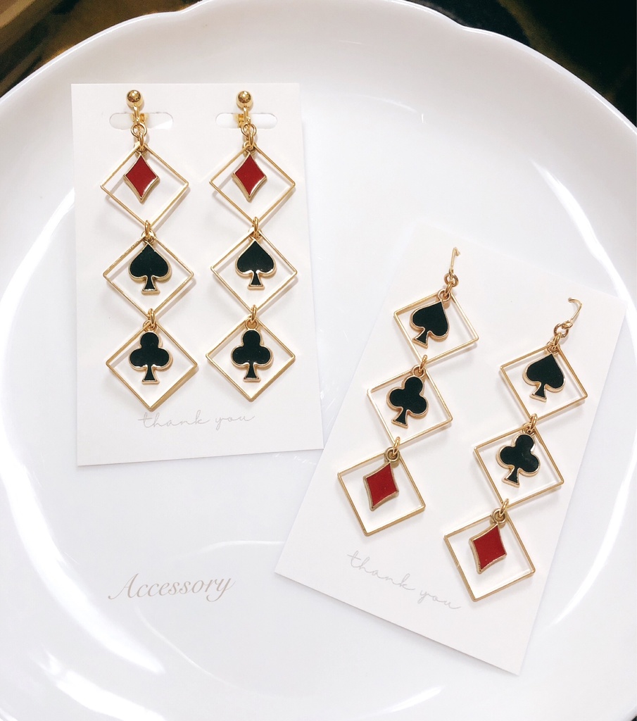 ♠️ ♦️選べる ♣️ 3連 トランプ スクエア イヤリング / ピアス 揺れる カラフル おしゃれ アクセサリー アクセ