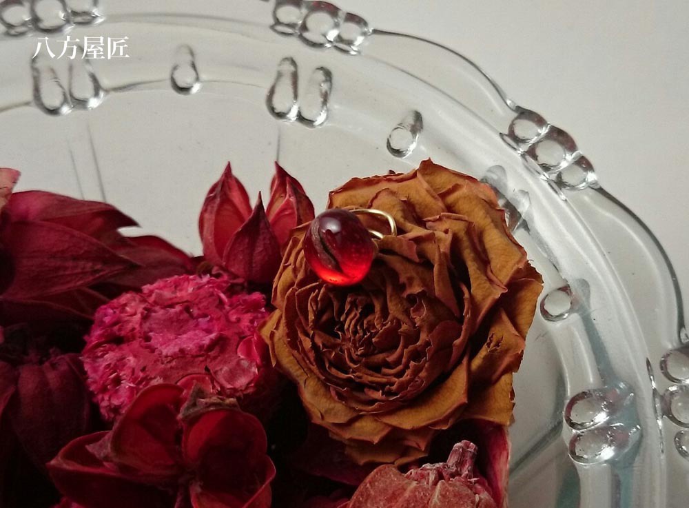 イヤーカフ猫目 [情熱の赤目]☆送料込み