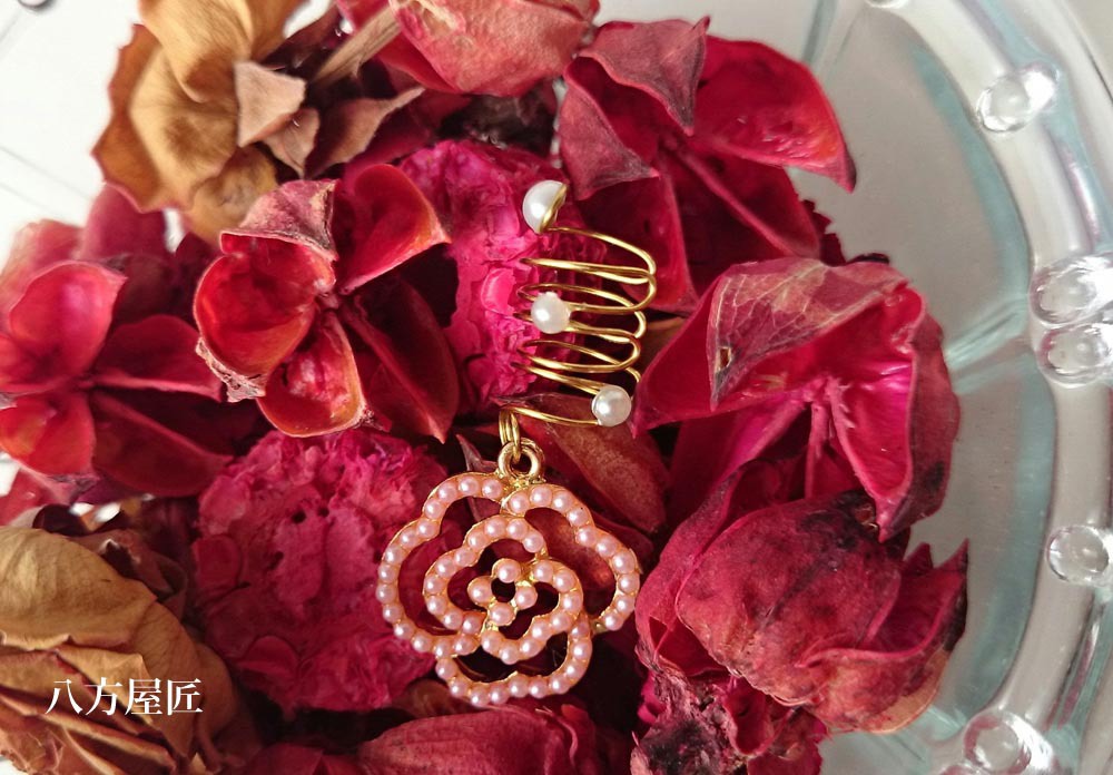 イヤーカフ・アントワネット風☆送料込み