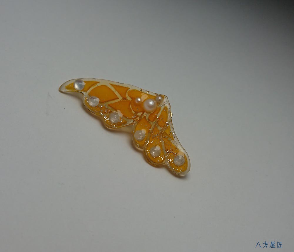 バタフライイヤーカフ・ミモザ☆送料無料