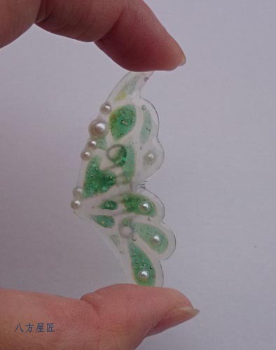 バタフライイヤーカフ・クリームソーダ☆送料無料