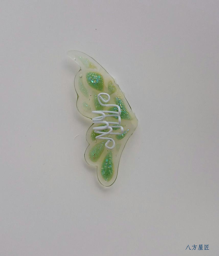 バタフライイヤーカフ・クリームソーダ☆送料無料