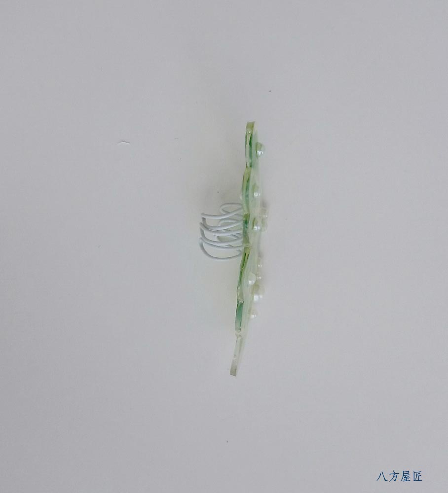 バタフライイヤーカフ・クリームソーダ☆送料無料