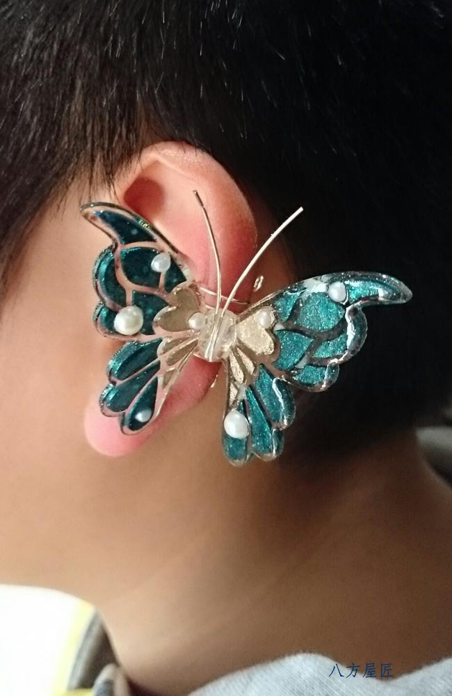 バタフライイヤーカフ・深緑☆送料無料