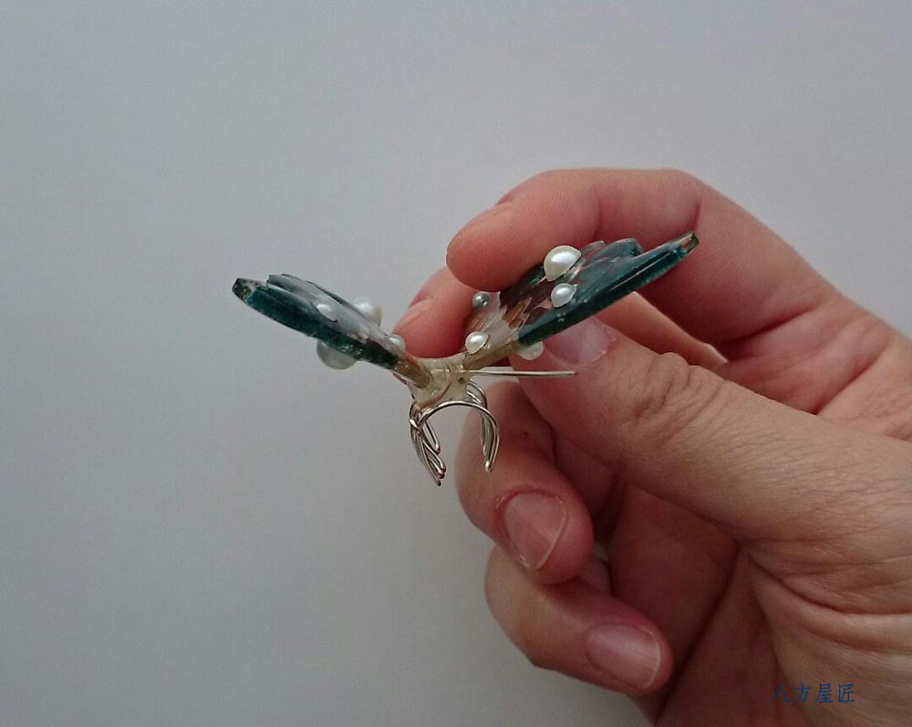 バタフライイヤーカフ・深緑☆送料無料