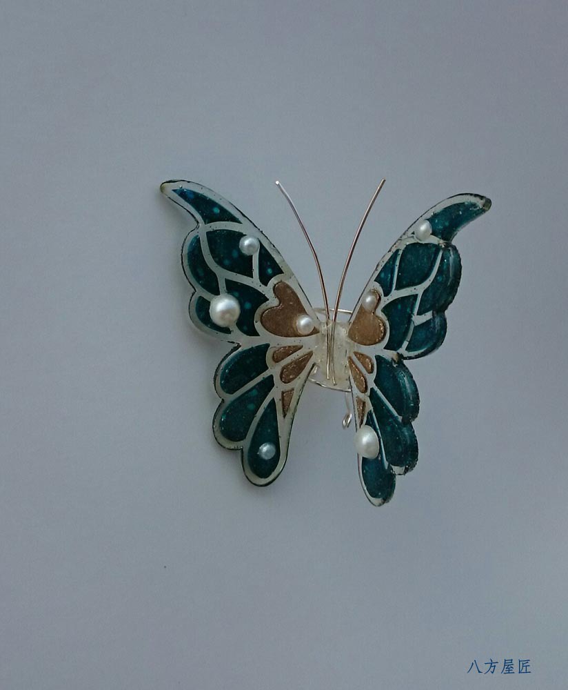 バタフライイヤーカフ・深緑☆送料無料