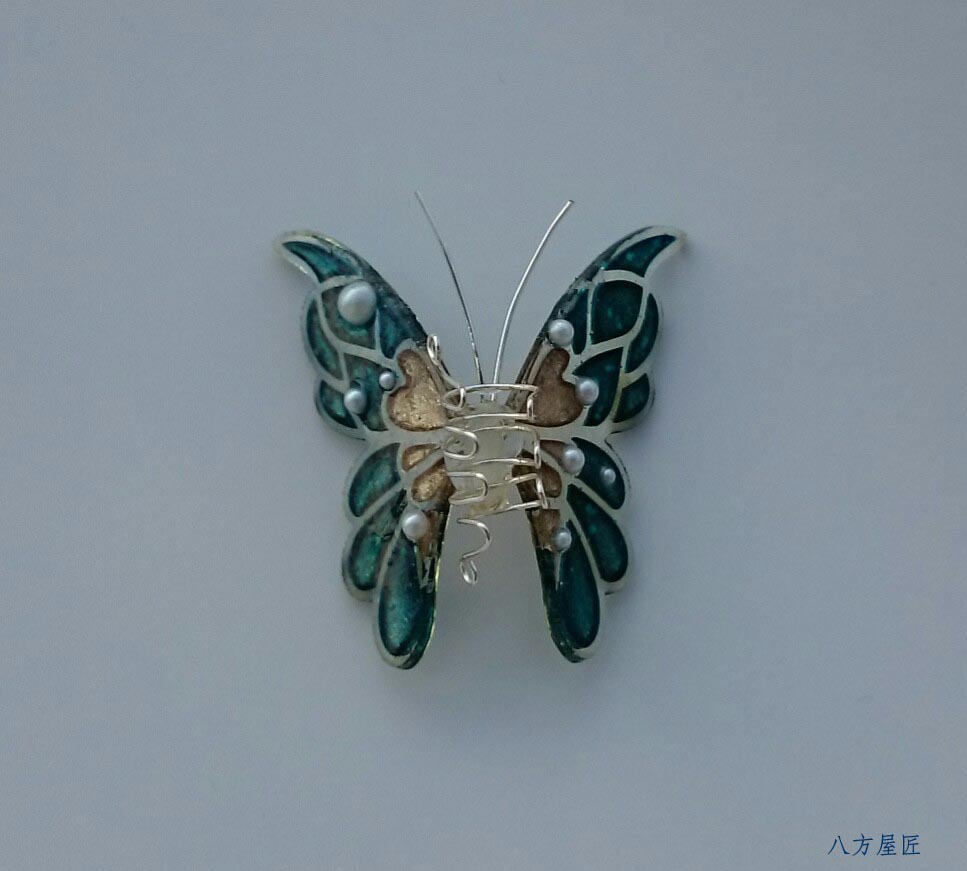 バタフライイヤーカフ・深緑☆送料無料