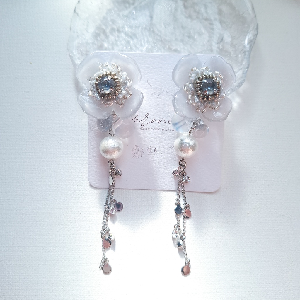 骨喰藤四郎ピアス