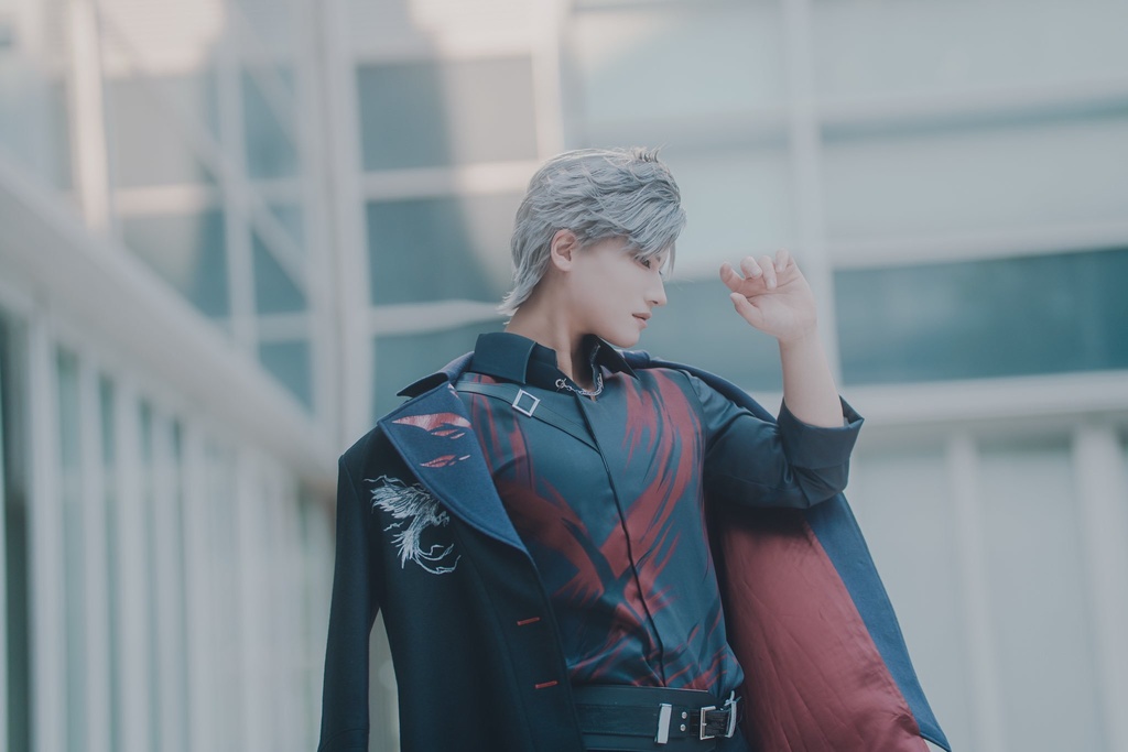 恋と深空　シン　コスプレ　ブロマイド