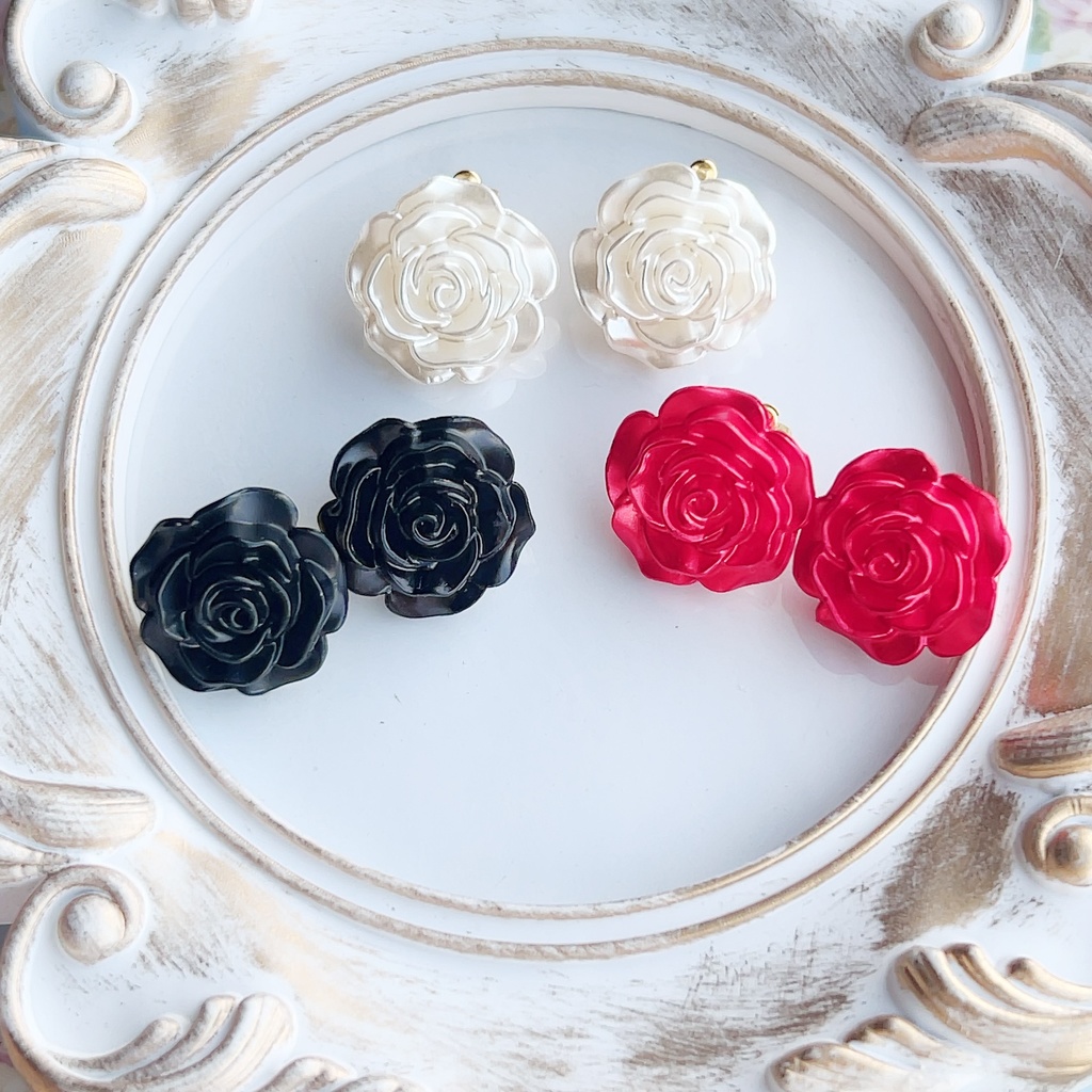 クラシカルローズイヤリング