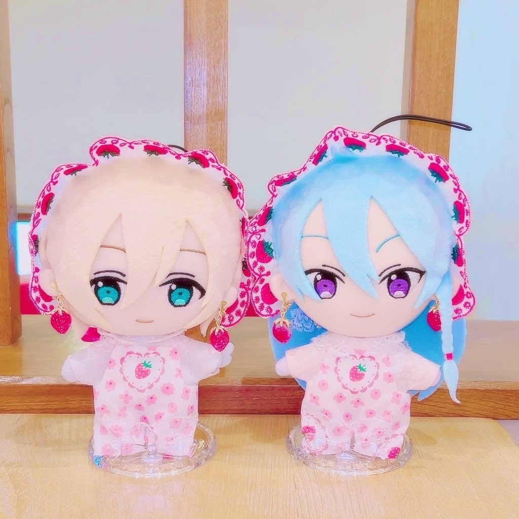 🍓いちごレースサロペット🤍*16cmぬい服