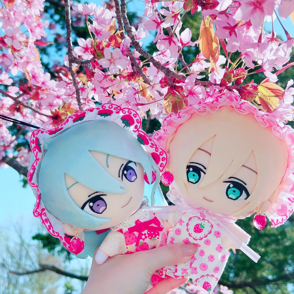 🍓いちごレースサロペット🤍*16cmぬい服