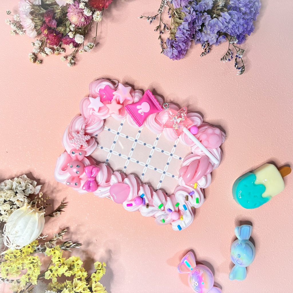 いちごミルクなトレカケース② B8