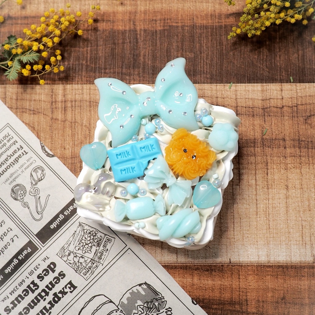 わんこがポイント!パステルカラーなデコクリアケース