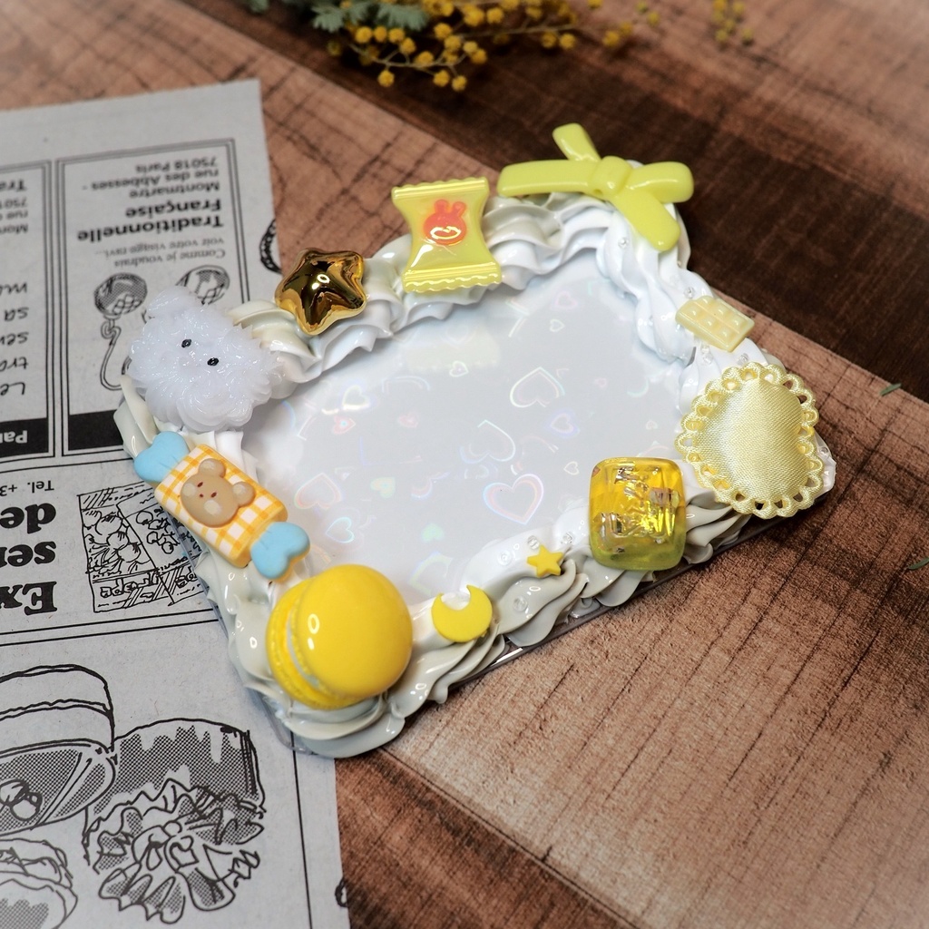 わんことお菓子なホイップデコ⭐︎トレカケース B8