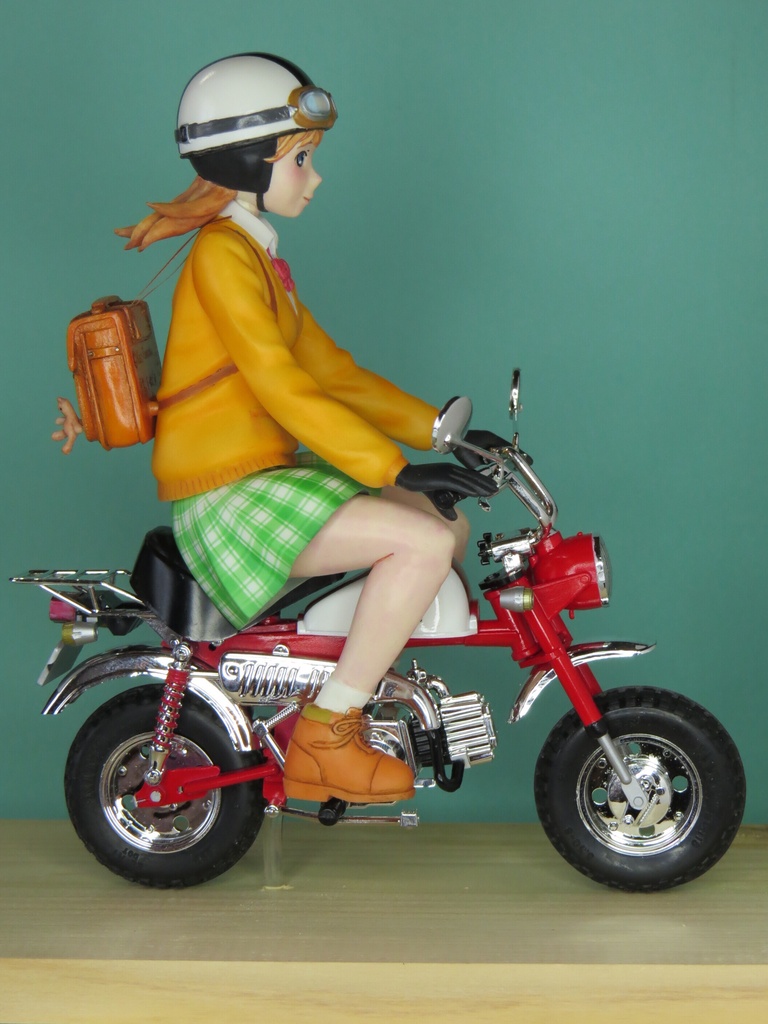 おうちのバイク 1/12ガレージキット「晴山ヨーコ」