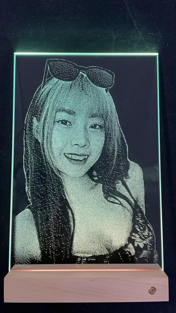 プライベートオーダーガラス絵 - ハンマー絵【ハンマーで打ち出された絵 - 永遠のクラシック】- 無形文化遺産