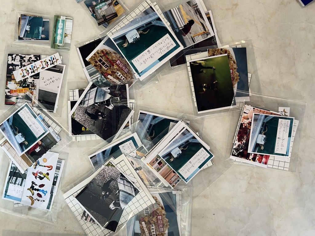 『出会いのチャンス』展　ステッカー5枚