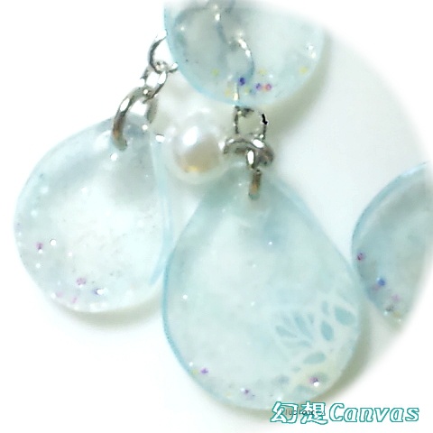 キラキラ雨粒ピアス