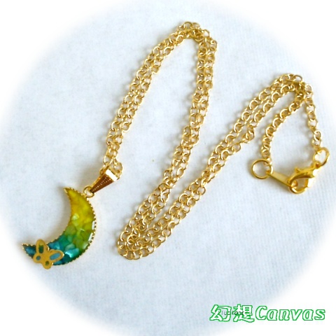 ムーンライトペンダント