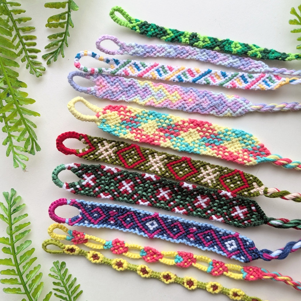 手作りミサンガ / Handmade Friendship Bracelets