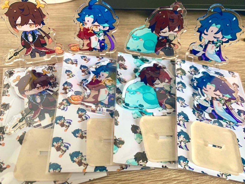 アクリルスタンド