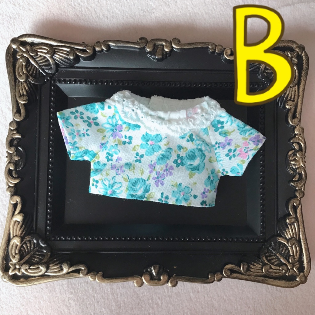 レース襟トップス