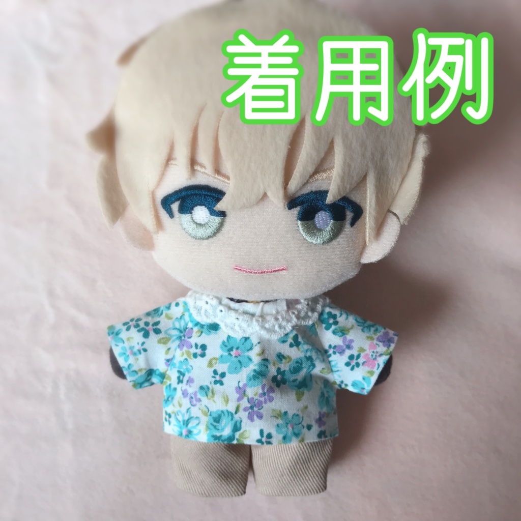 レース襟トップス