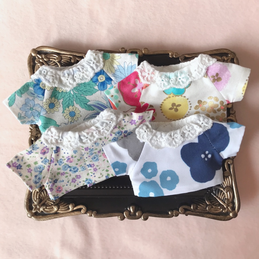 レース襟トップス