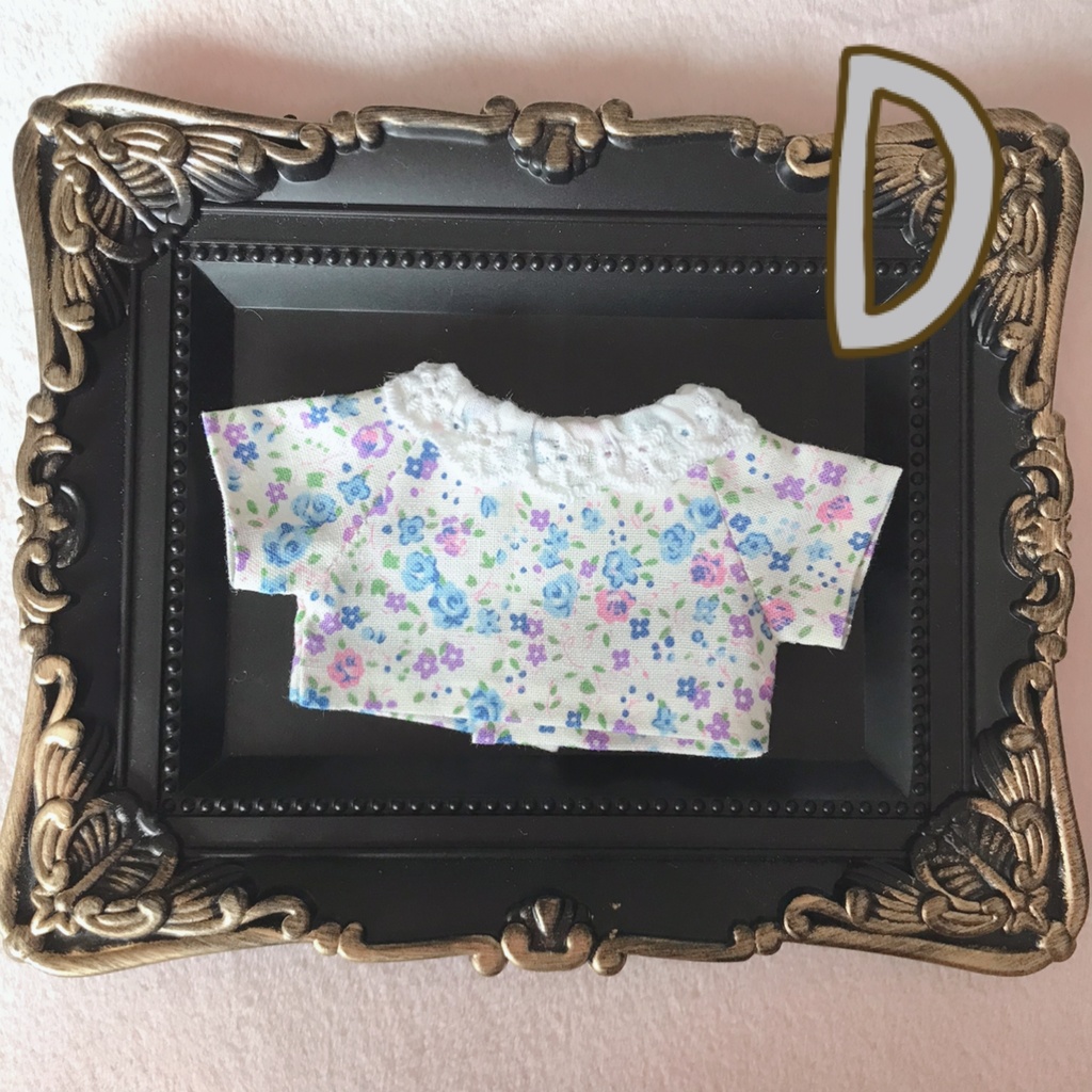 レース襟トップス