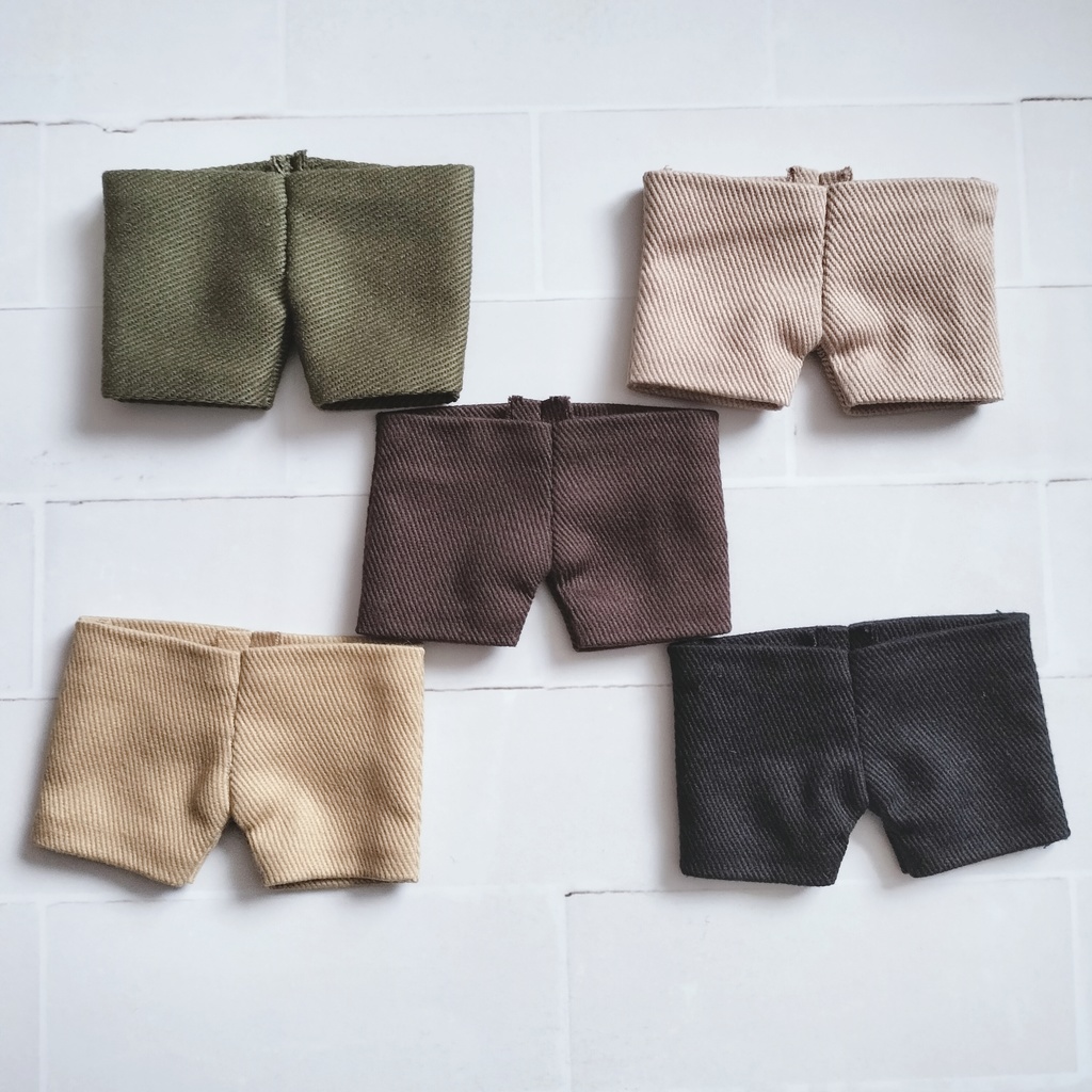 選べるチノパン