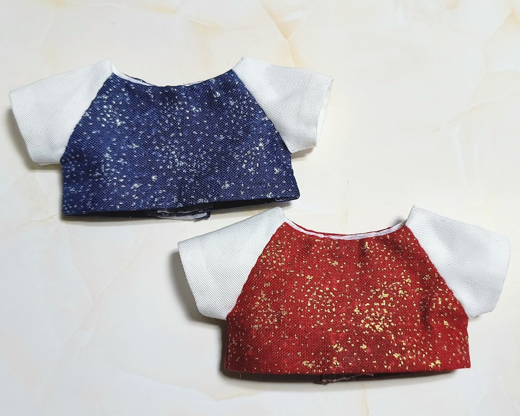 箔押しトップス