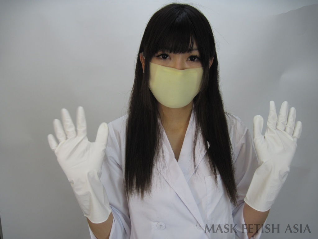 Vol.8 ヘルメット姿のかわいい歯科医-動画編