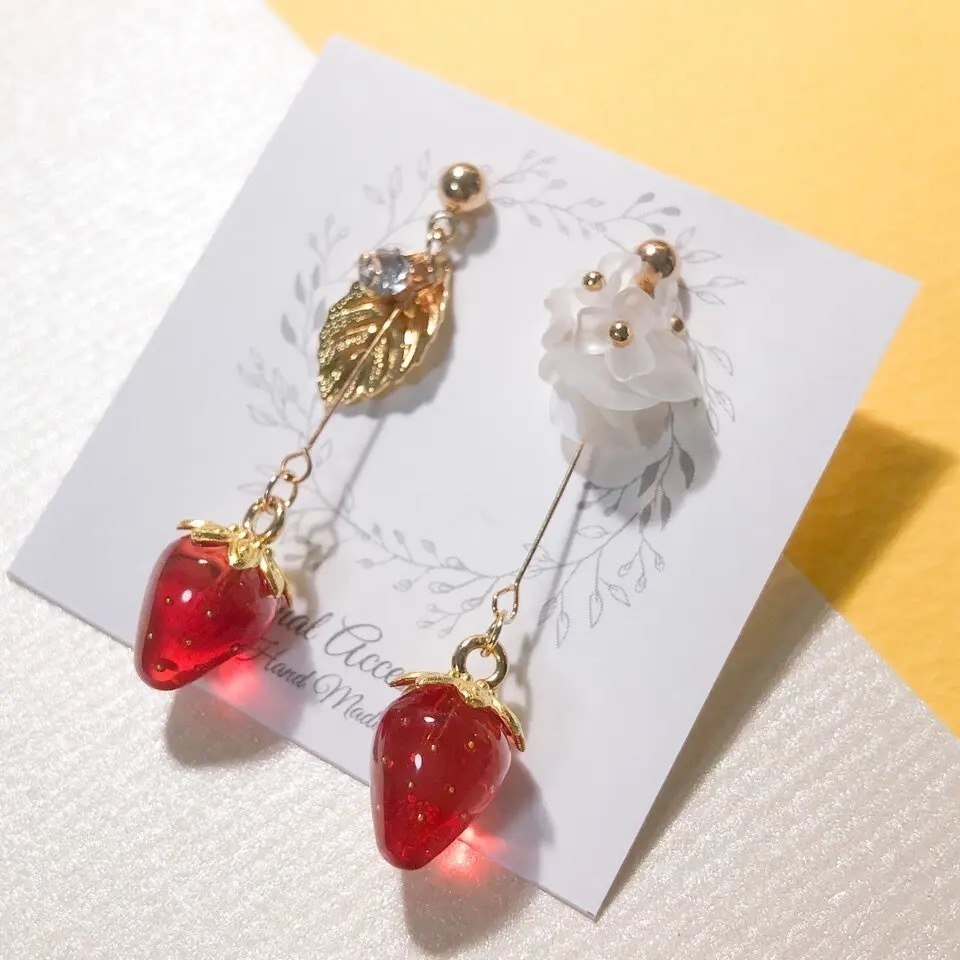 いちごの耳飾り・2