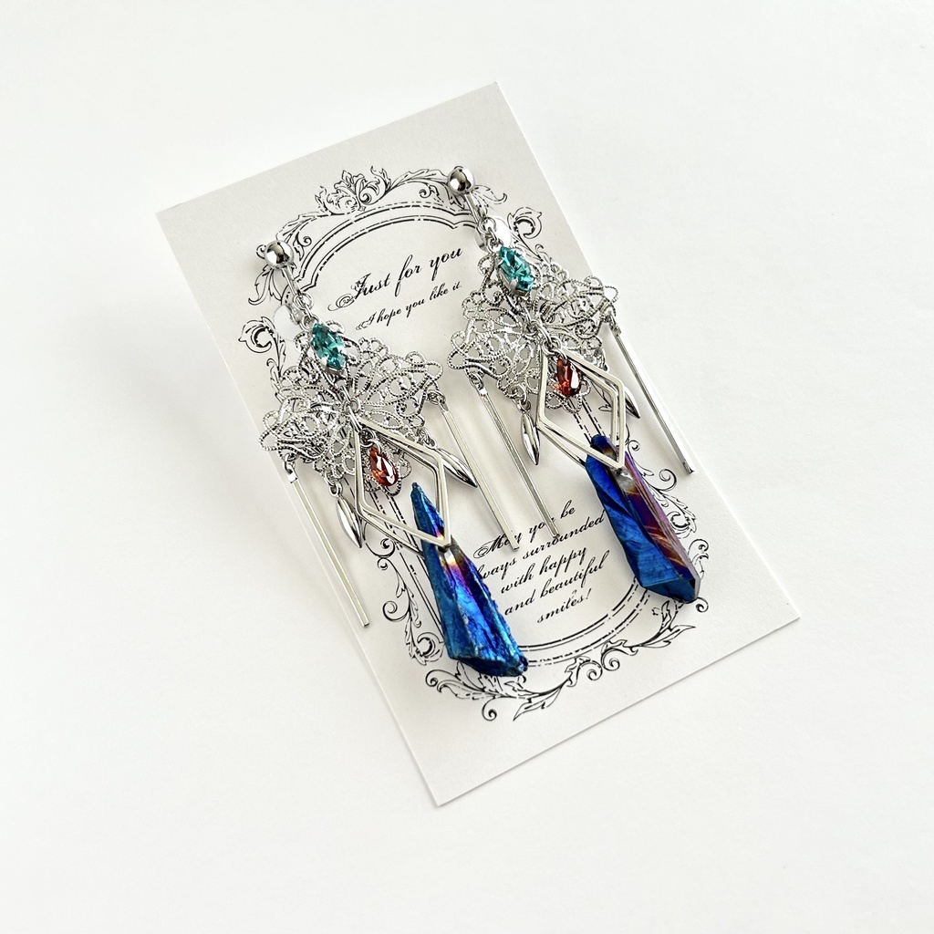 カマソッソイメージイヤリング/ピアス