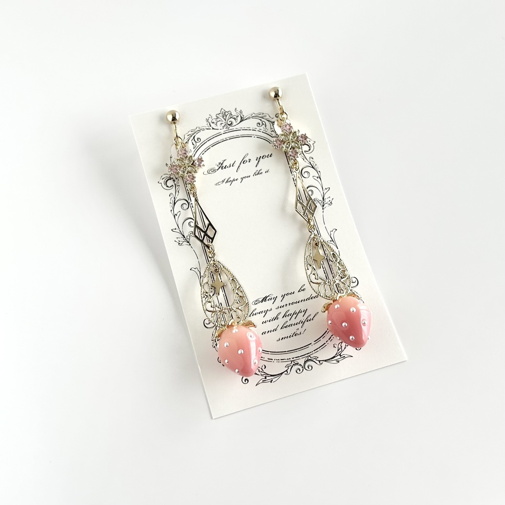 光のコヤンスカヤイメージイヤリング/ピアス