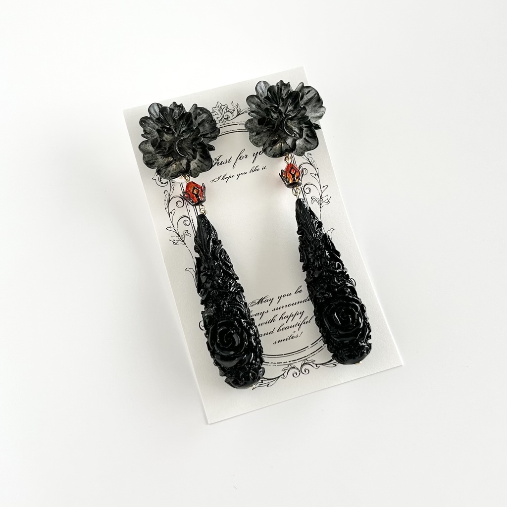 クリームヒルトイメージイヤリング/ピアス